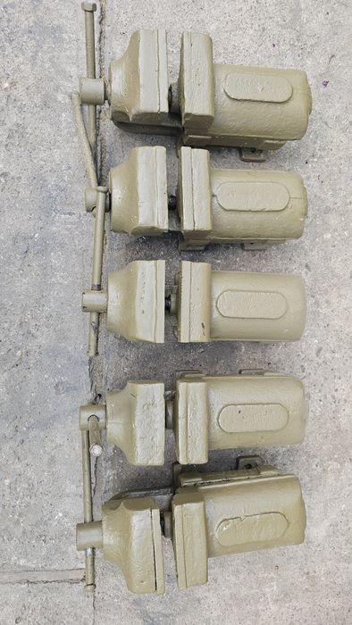 Vând Menghini de 150 mm