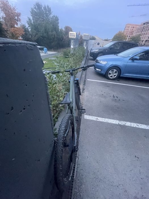 Bicicleta full suspension cube 122