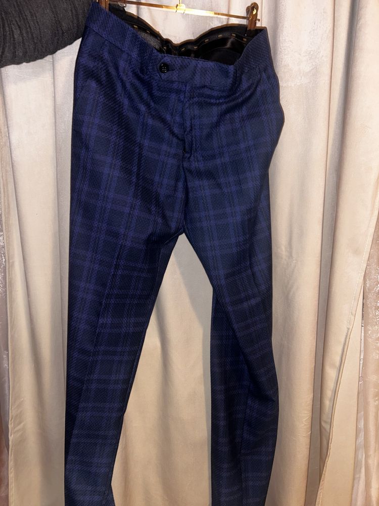 Costum barbatesc din 3 piese