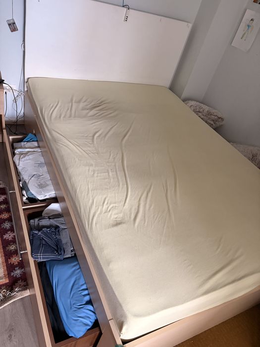 Pat cu setar 140 x 200 si saltea