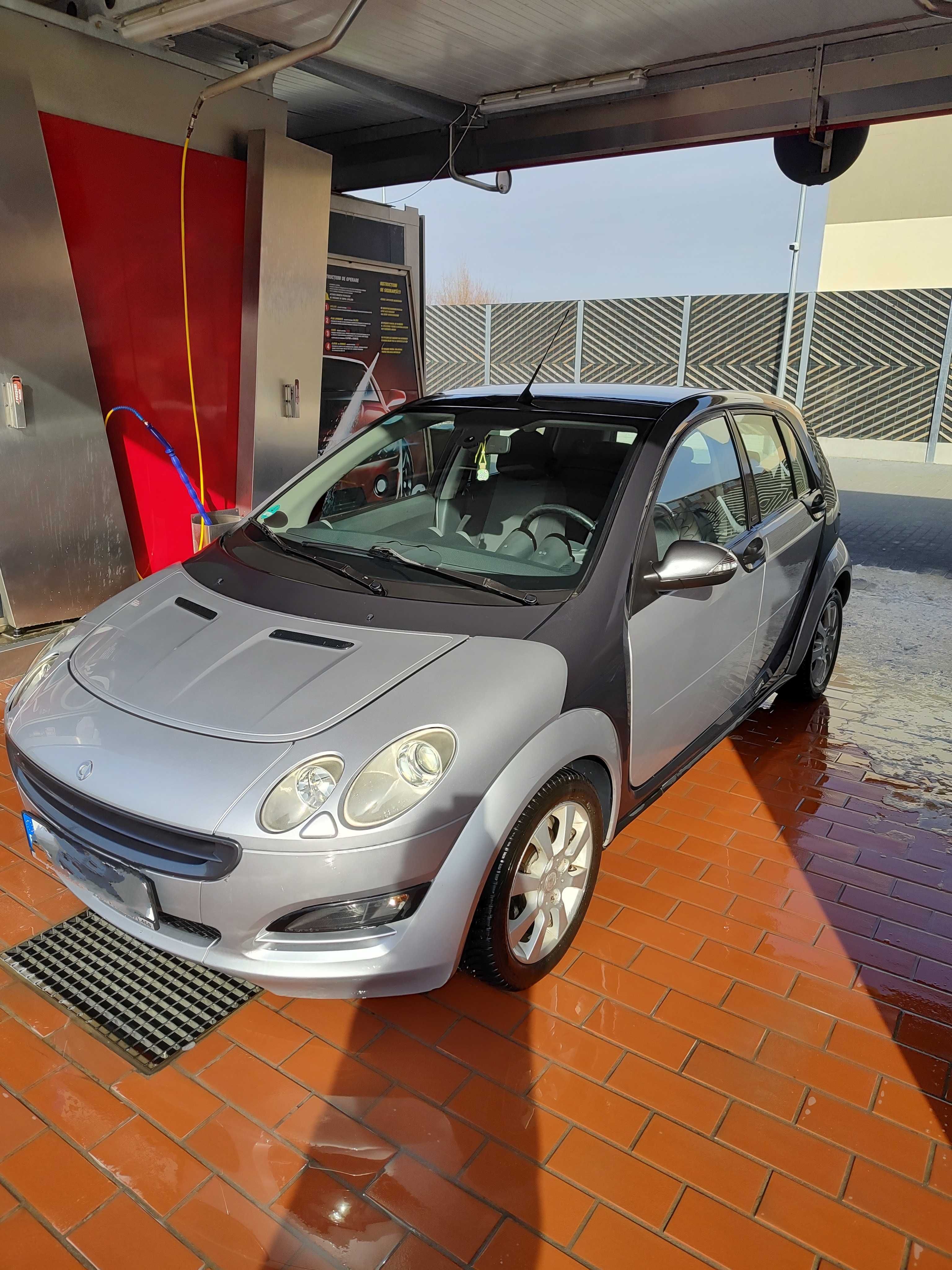 Vand Smart Forfour 2004 1.5 benzina 109 cai