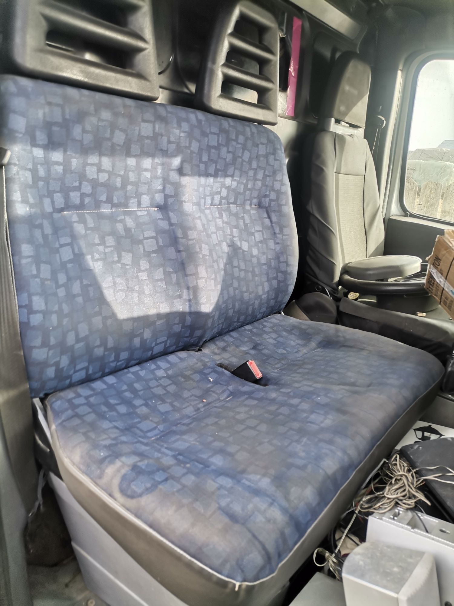 Scaun + bancă dublă Iveco Daily