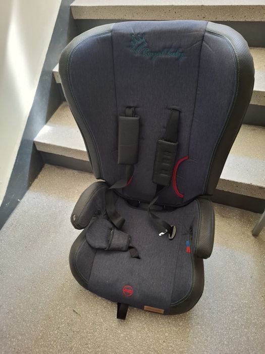 Продавам детско столче за кола