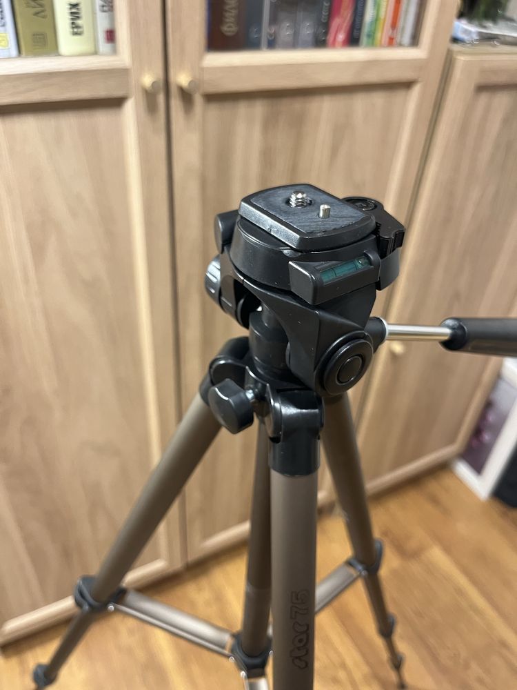 Статив HAMA Star 75