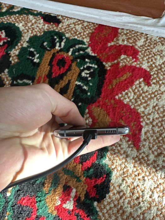 S 20plus koreyski sim imeydan otgan 12/256