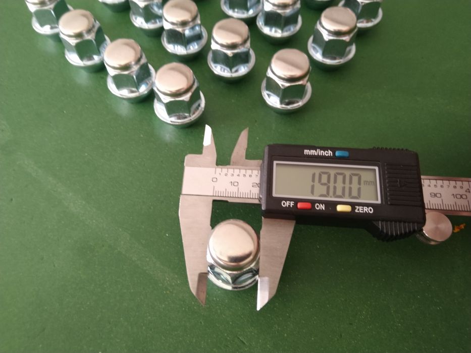 Piulite prezoane Jaguar Ford Focus Fiesta Mondeo Kuga ka M12 x 1.5