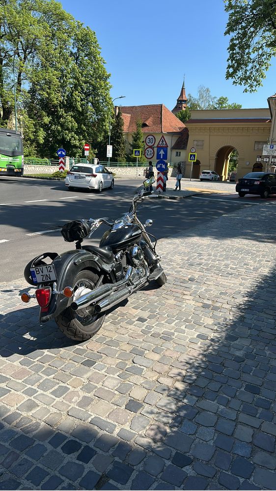 Motocicleta Yamaha XVS 650 DragStar