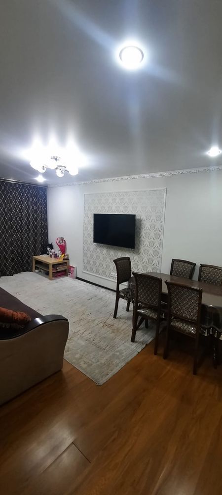 Продам 3 х Ленинградку Центр