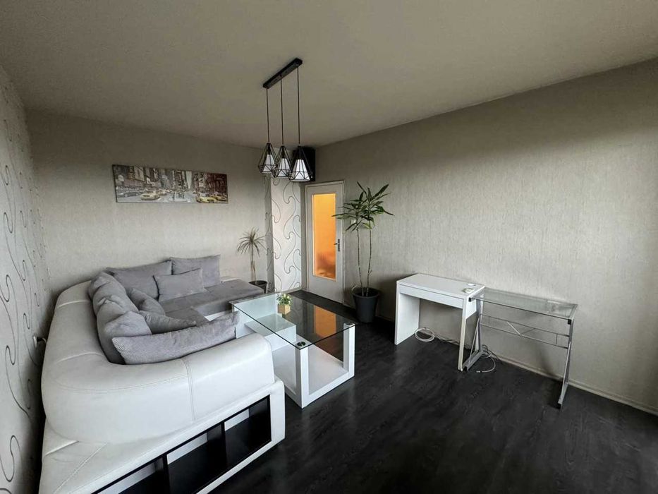 Двустаен апартамент в Каменица 2