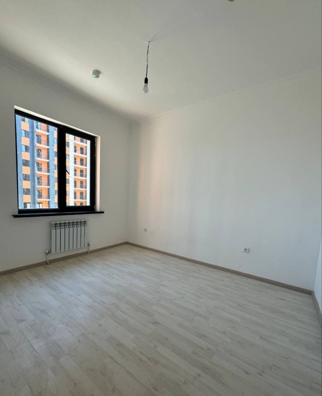Boshlang'ich 13500$ 1 xona sergeli Bobur mahalla