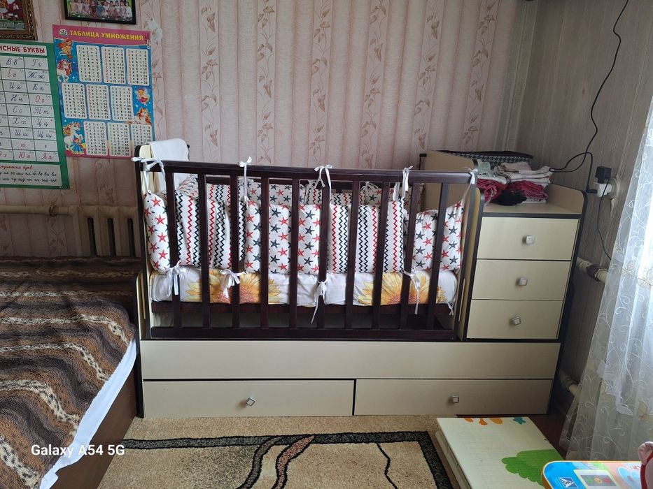 Продам манеж трансформер