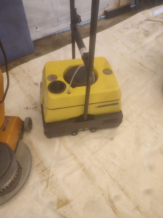 Monodiscuri și perii rotative,aspiratoare profesionale