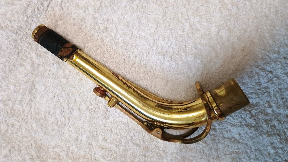 Vând saxofon Alto Parrot