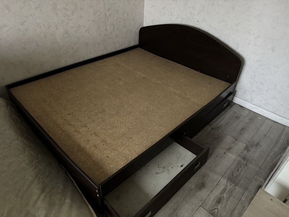 Кровать за 15000