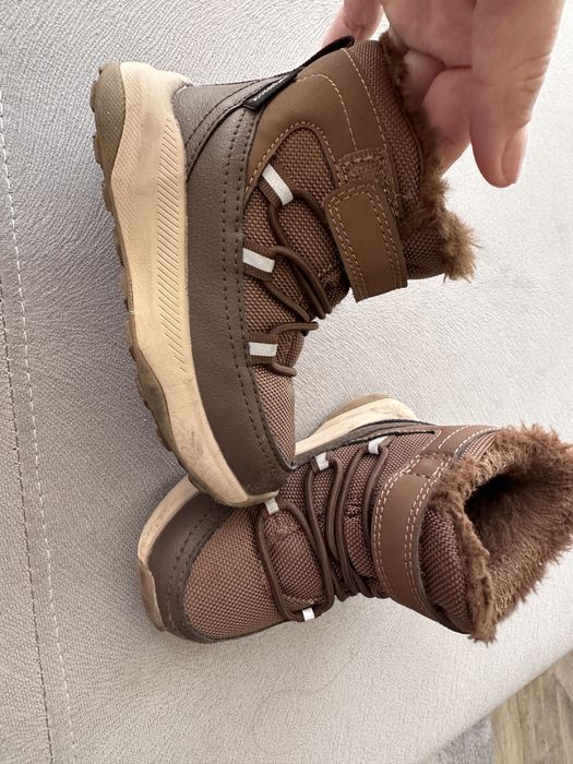 Зимни ботуши H&M - 22 номер