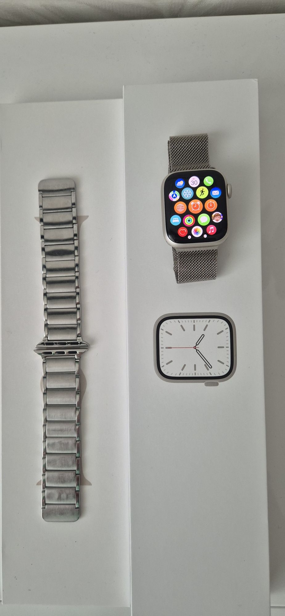 Продам Смарт часы Apple Watch Series 8, 41mm Starlight Aluminium Case