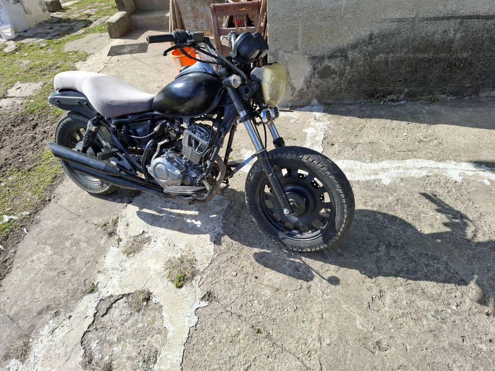 Keeway 125 cm3 4 timpi