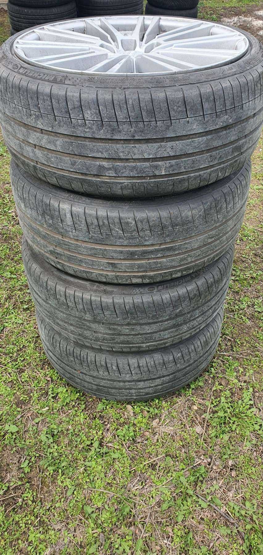 MICHELIN PILOT SPORT 3 | 245 / 35 / R20