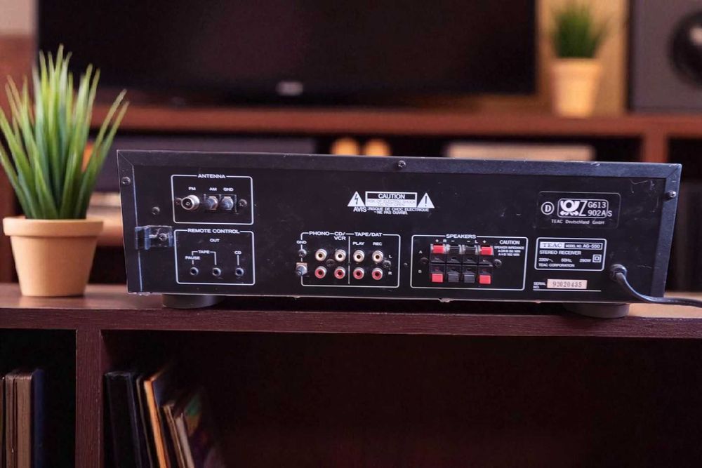 Amplificator TEAC AG-550