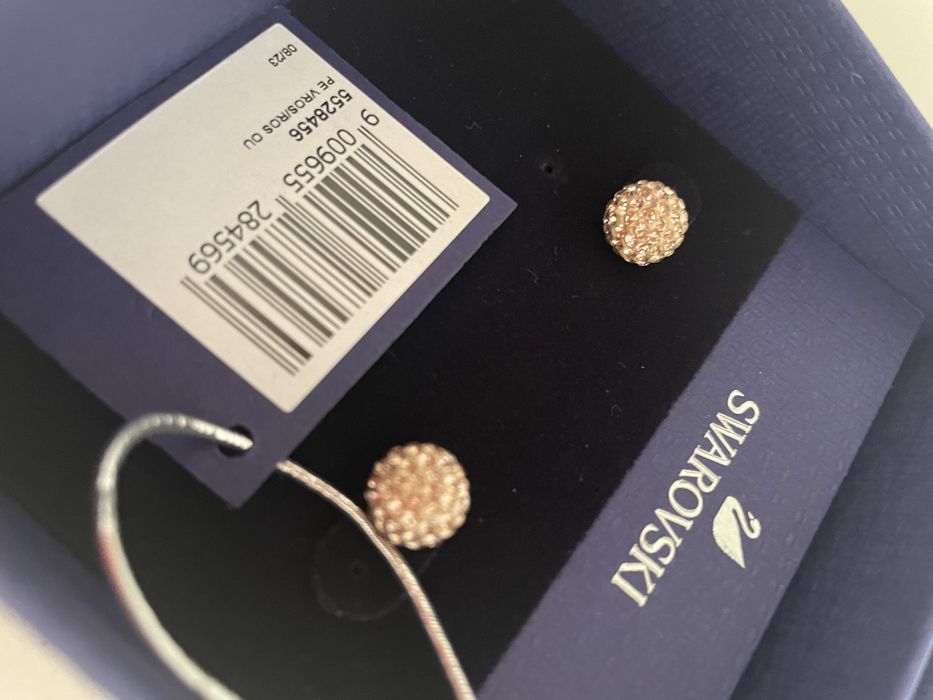 Обеци с розови камъни Swarovski