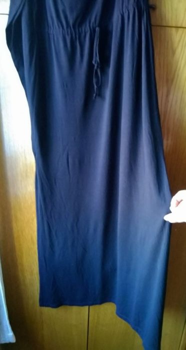 Цветна дълга риза-туника; Бежов сукман;Черна дълга рокля трико