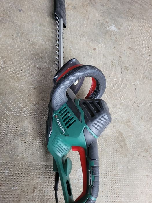 Masina de tuns gard viu Parkside