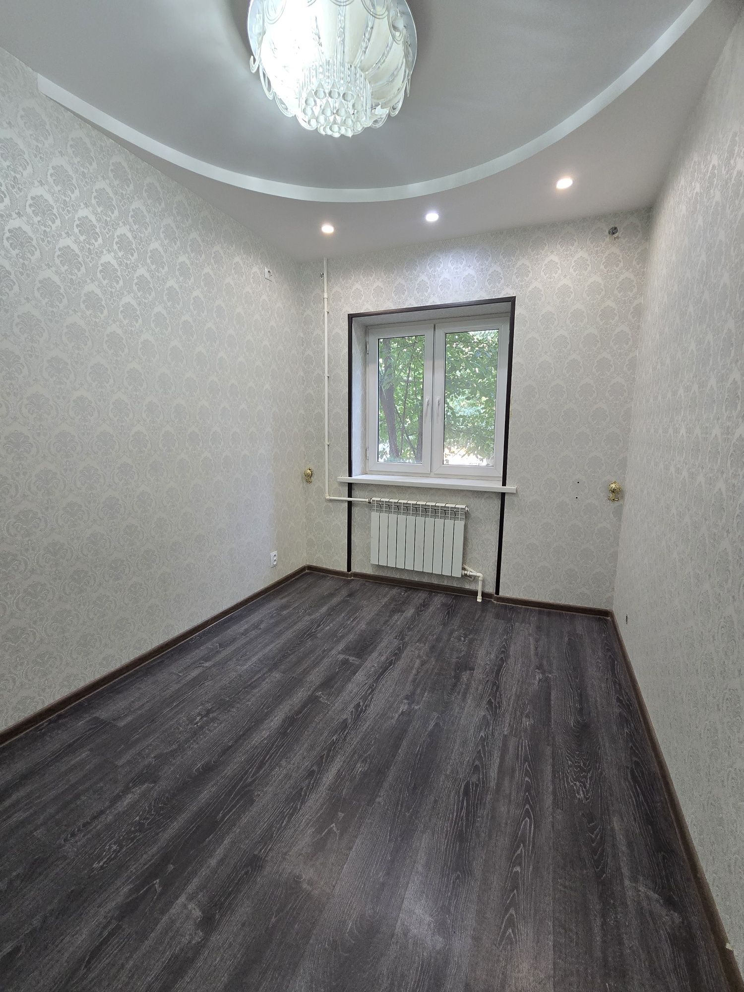 Буз-2 продаётся 2 комнатная квартира Мирзо Улугбекский район