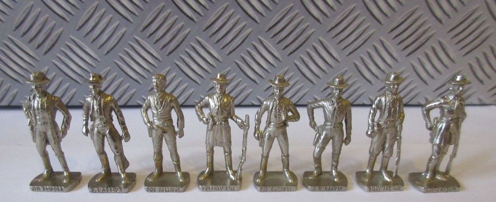 Колекция от метални фигурки на войници от шок. яйце Киндер Сюрприз KI