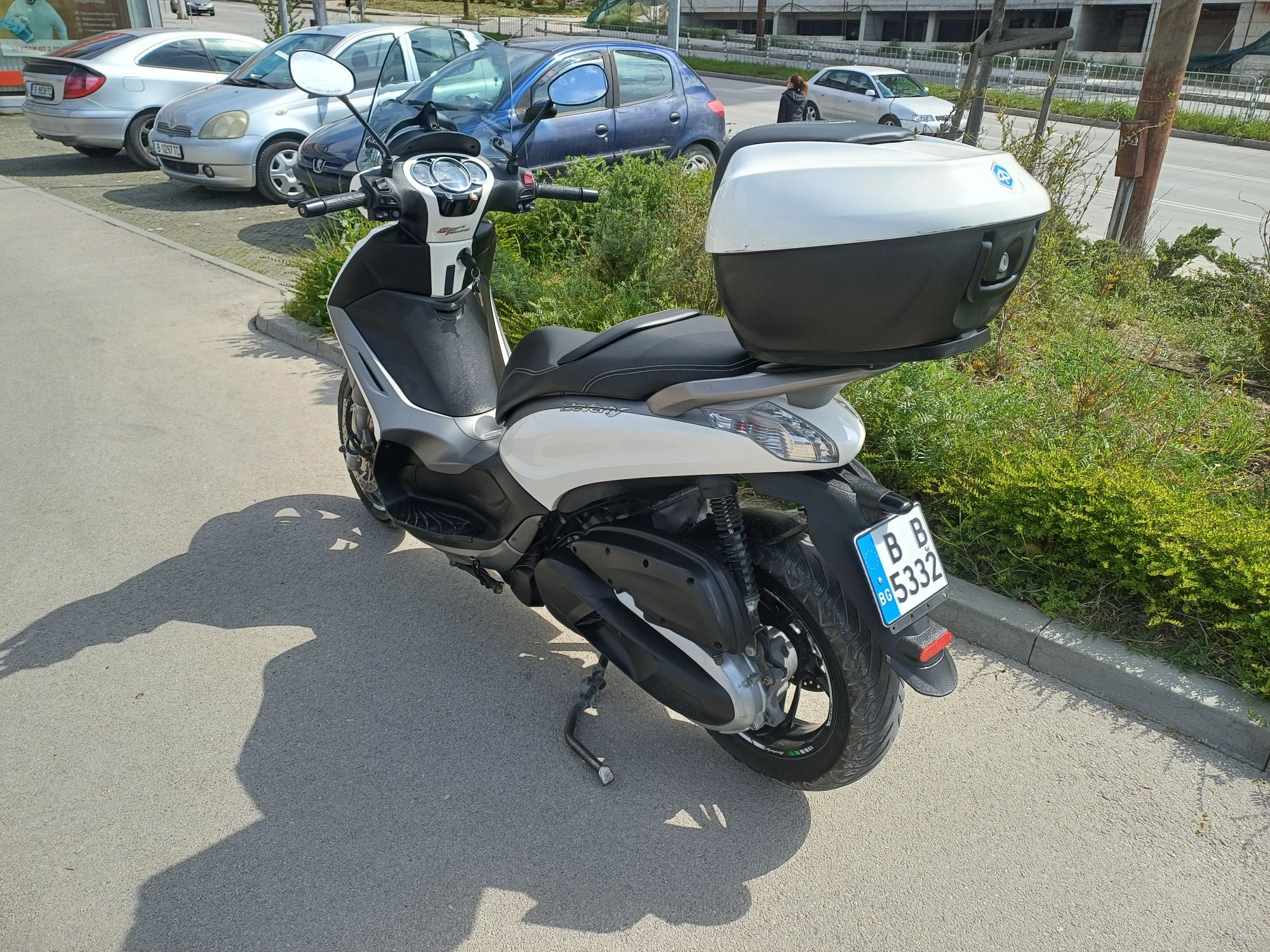 Скутер Piaggio Beverley 350