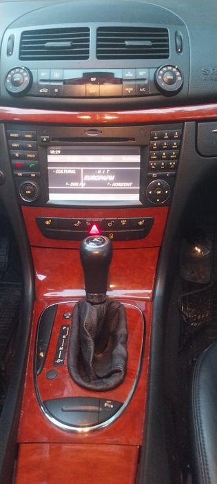 Mercedes E200 W211 , automat,,avantgarde,facelift an 2009