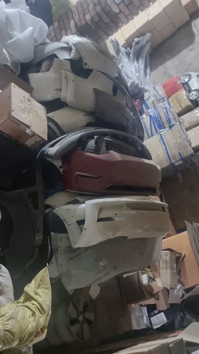 Tesla model 3 , Y kuzavnoy hadavoy zapchast