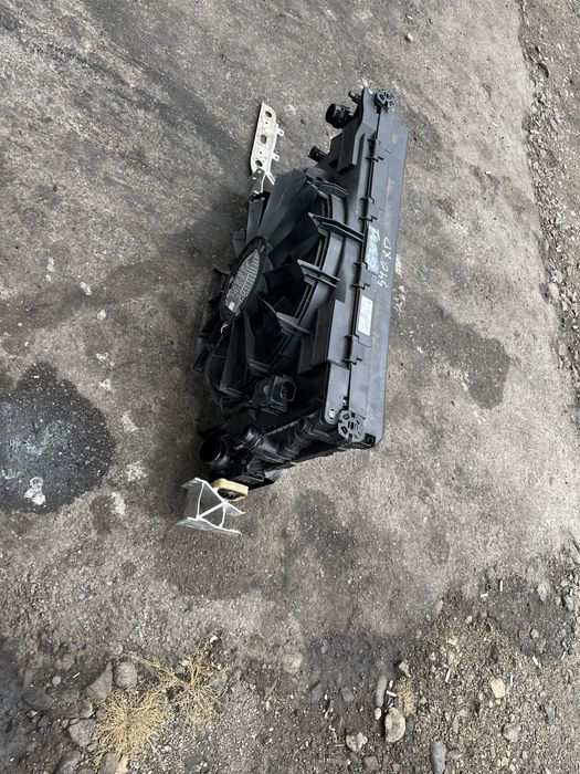 Пачка радиатори бмв 5 г30/31 540д ( pachka radiatori bmw g30/31 540d )