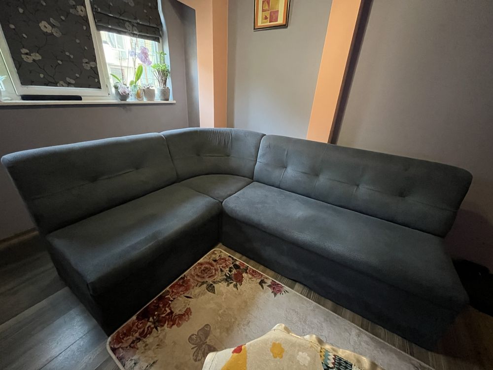 Кухненски ъглов диван
