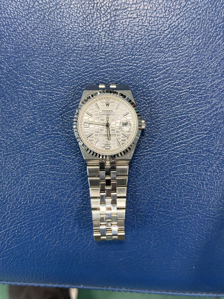 Rolex Land-Dweller 40