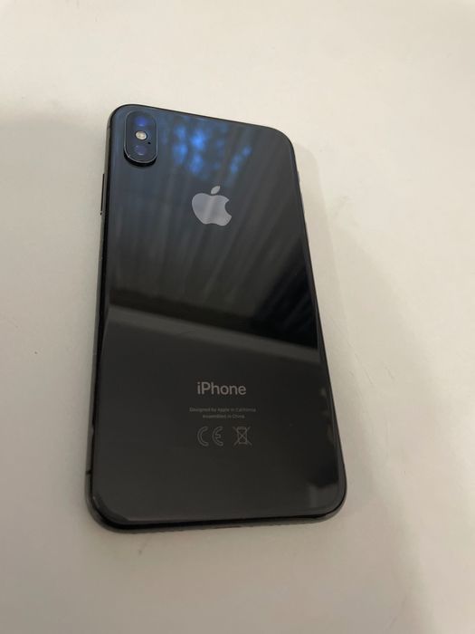 Телефон iphone x 64GB