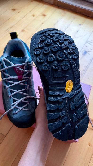 Туристически обувки LA SPORTIVA Boulder X