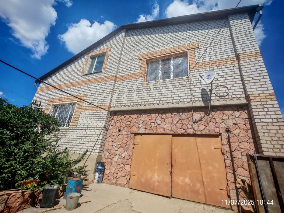 Продам коттедж 2 этажа и мансарда