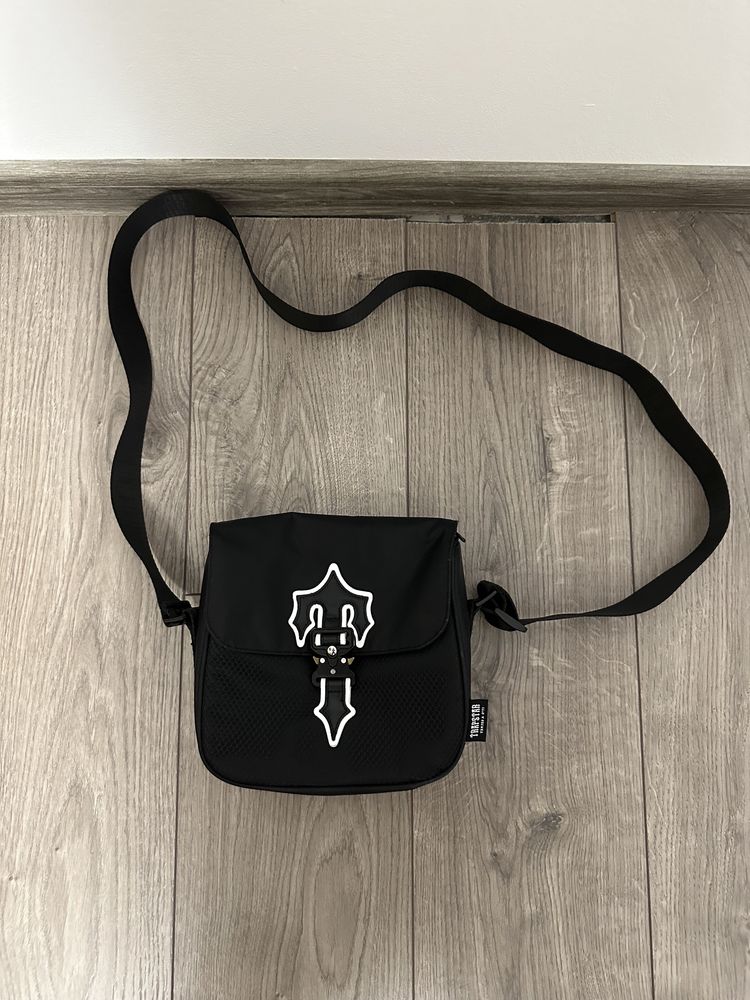 Trapstar Irongate T Crossbody Bag