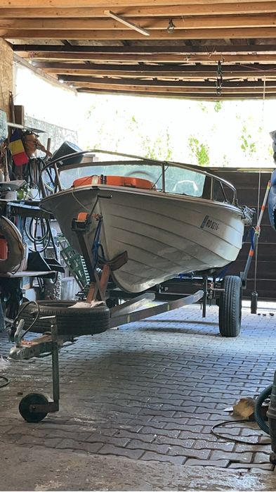 Barca+motor 4T 20cp+peridoc cu acte Ro