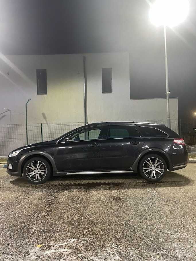 Peugeot 508 RXH 2.0 HDi HYbrid4 200HP