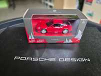 Оригинален мини модел Porshe 911 Caŕrera 4S