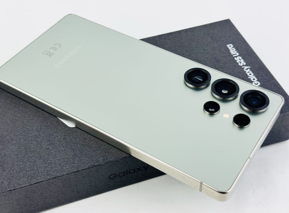 Samsung Galaxy S25 Ultra 5G 512GB 12RAM Jadegreen Перфектен! Гаранция!