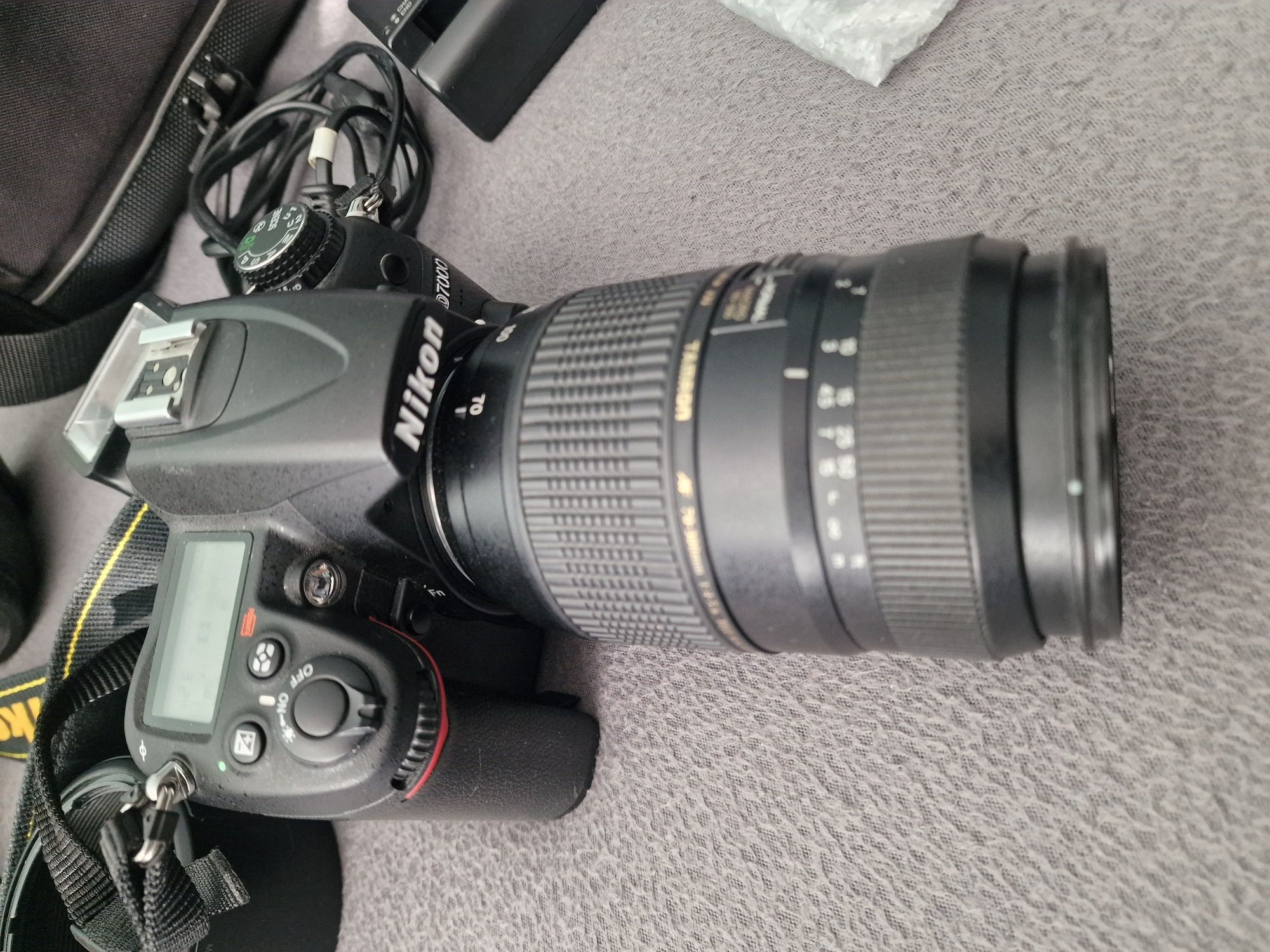 Nikon D7000 + 2 обектива , чанта на 15к