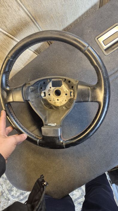 Оригинален Волан за Голф 5 GT