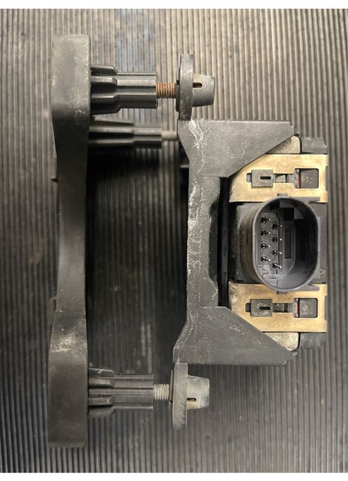 Distronic passat b8. 3Q0 907 561B