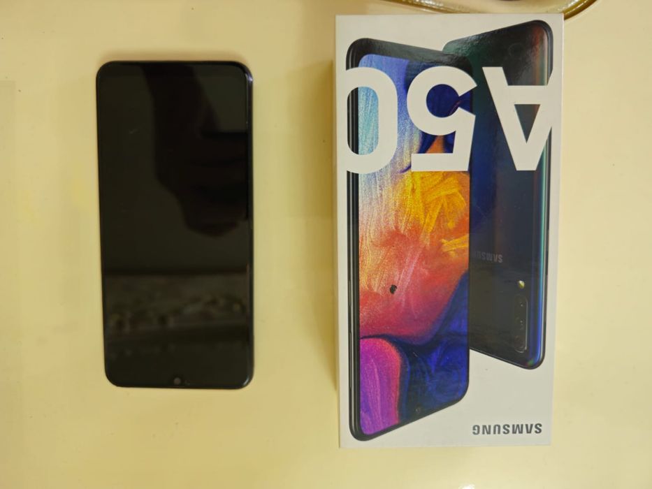 Продается Samsung A50
