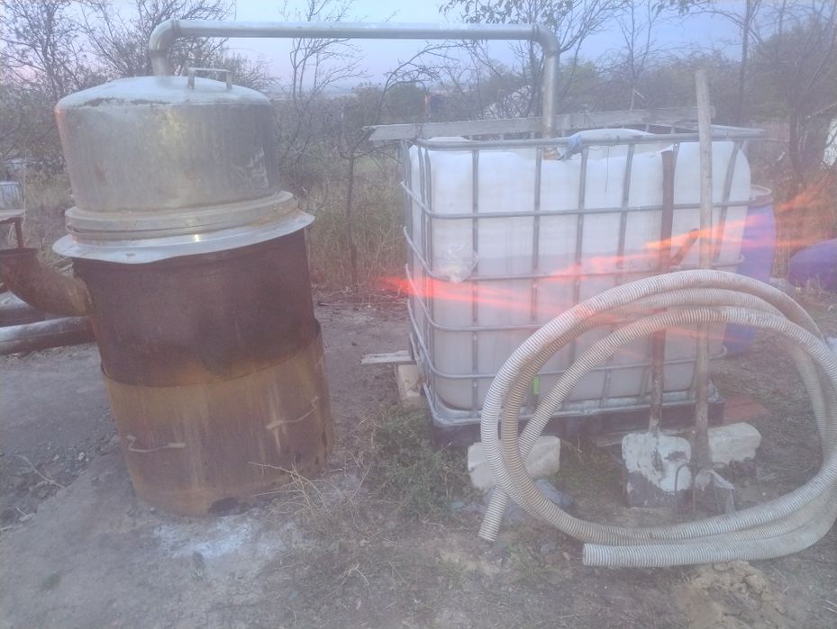 Vând cazan de țuică de inox