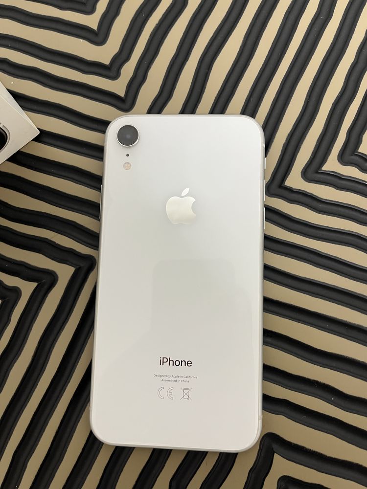 Iphone XR в хорошем состоянии