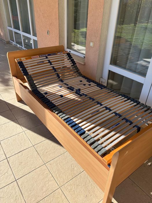 Единично легло с регулируема подматрачна рамка