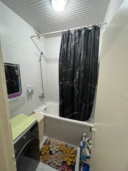 Срочно продам однокомнатную квартиру массив Феруза